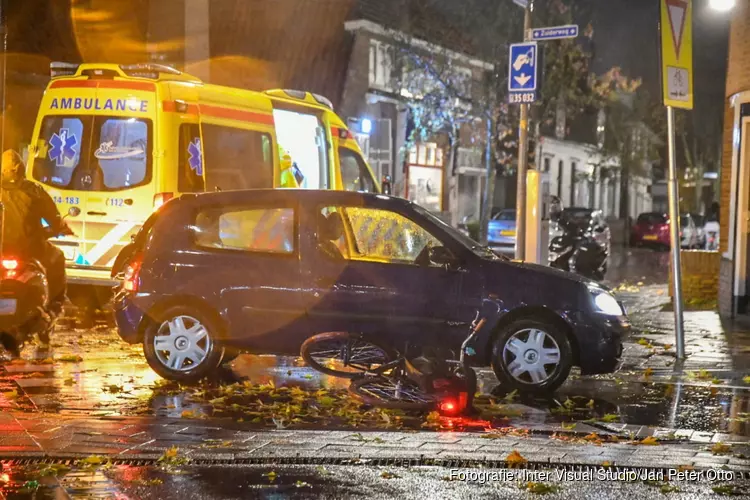 Ongeval op de kruising Zuiderweg en Kleine Drift in Hilversum