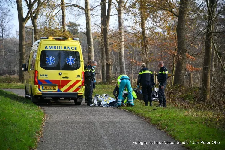 Scooter vliegt uit de bocht, één gewonde