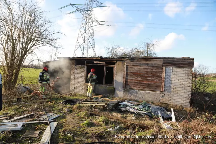 Brand in schuur in Muiderberg