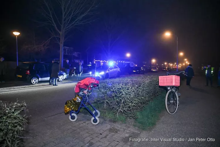 Bejaarde vrouw aangereden; automobilist rijdt door