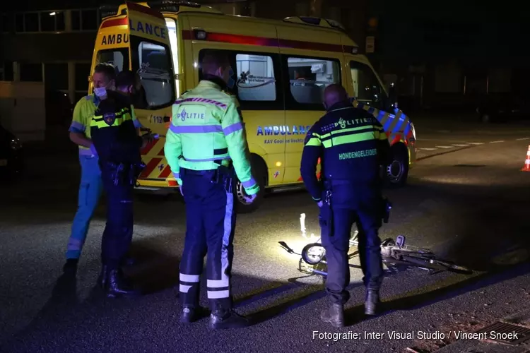 Aanrijding tussen auto en fietser Huizen