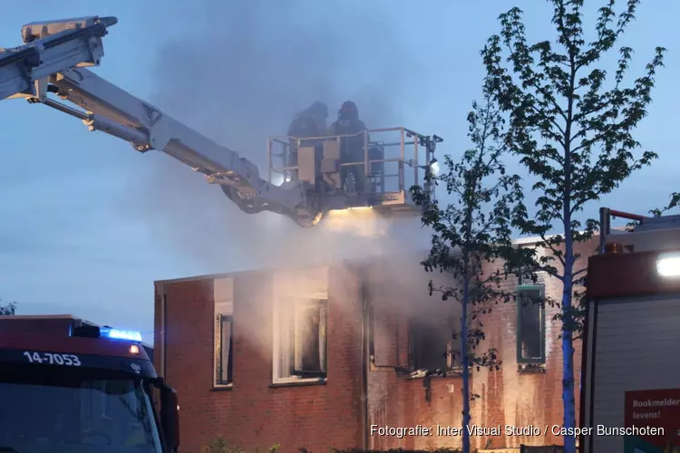 Dode bij brand in Huizen