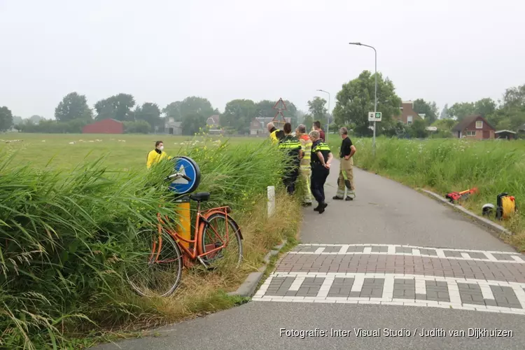 Zoekactie in Weesp vanwege gevonden helm en fiets