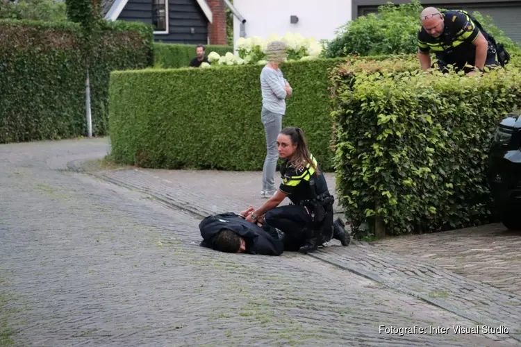 Twee verdachten aangehouden na achtervolging Laren