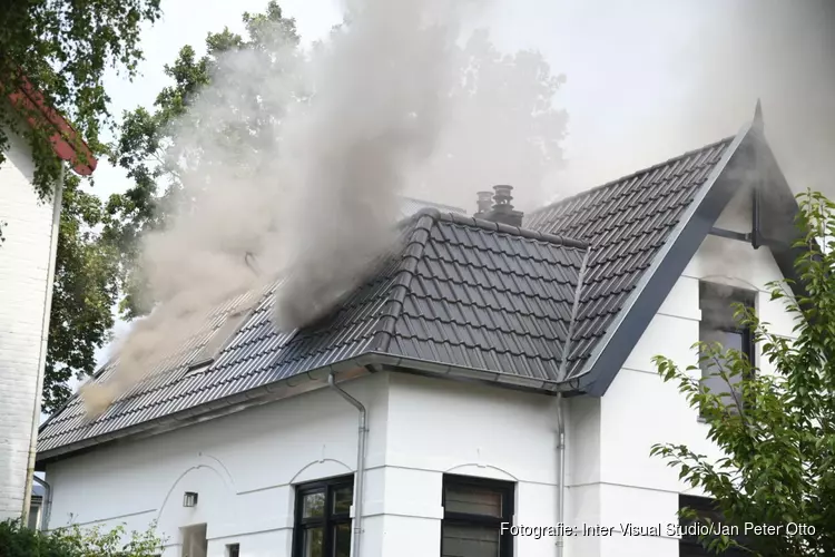 Brand in woning aan de Oude Amersfoortseweg in Hilversum