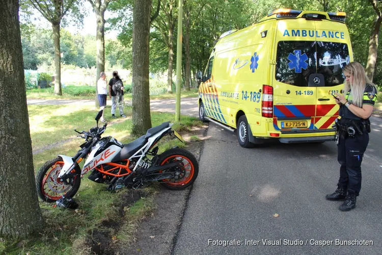 Motorrijder gewond in Bussum