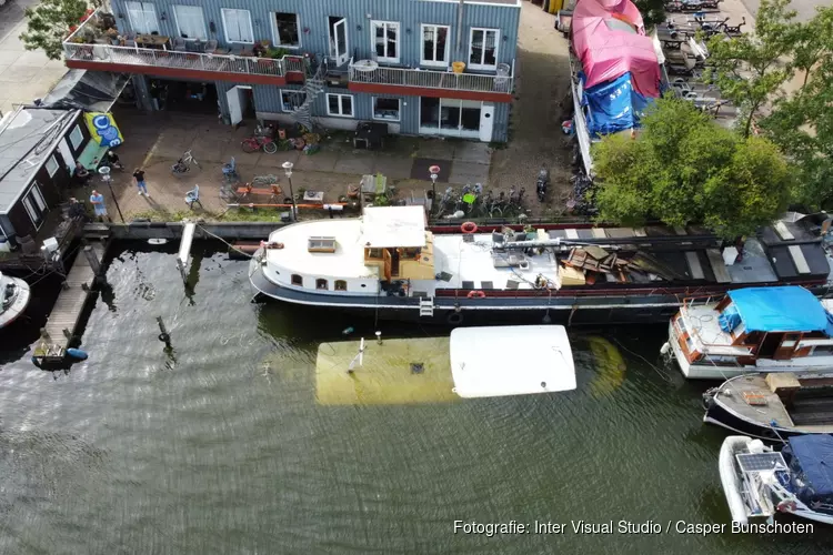 Boot gezonken bij Weesp