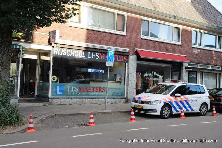 Politie forceert deur van pand in Bussum