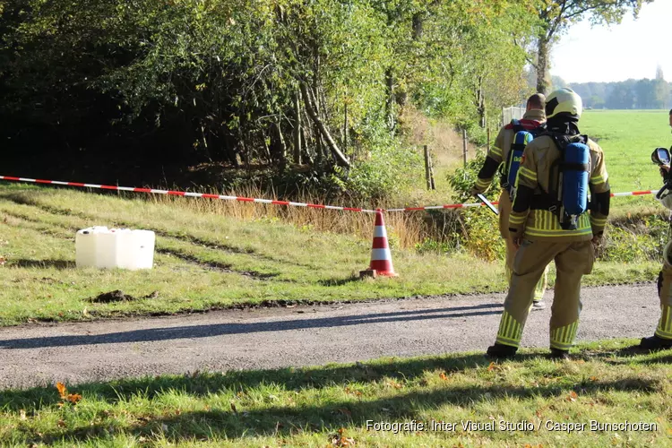 Zes grote vaten gedumpt in Eemnes