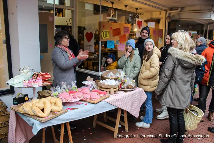 Bussums Bakery Café opent deuren onder mom van demonstratie