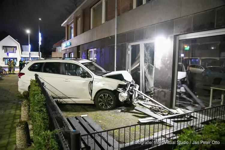 Brokkenpilote zorgt in Hilversum voor enorme ravage