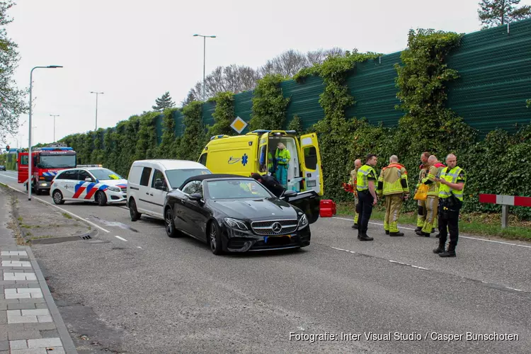 Twee gewonden bij ongeluk op de Amersfoortsestraatweg  in Huizen