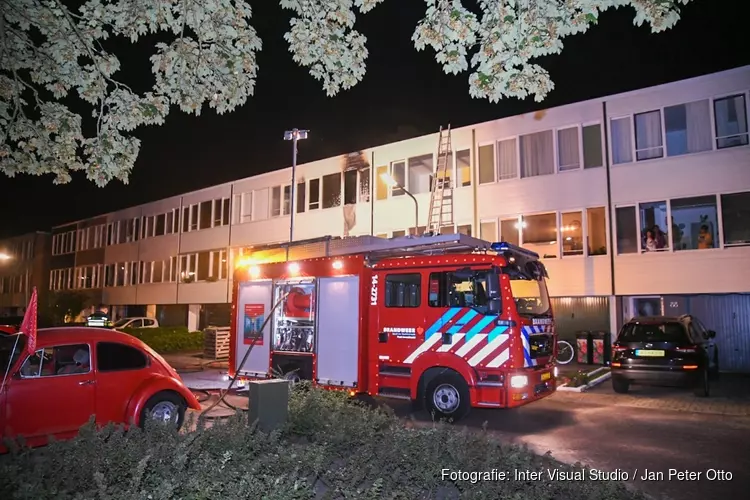 Brand in slaapkamer van woning in Hilversum