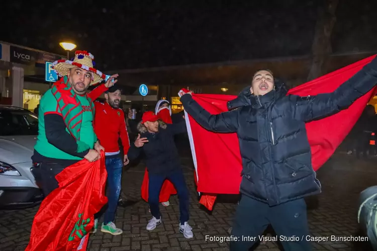 Overwinning Marokko gevierd in Huizen
