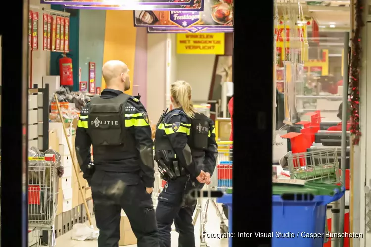 Man gezocht na overval op supermarkt in Bussum