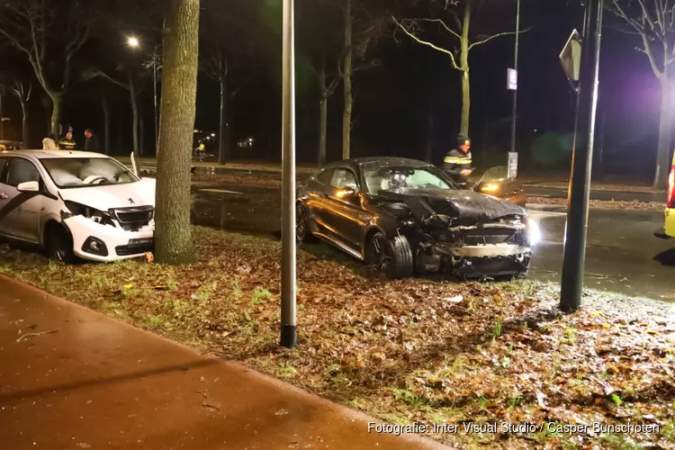 Aanrijding met veel schade in Huizen