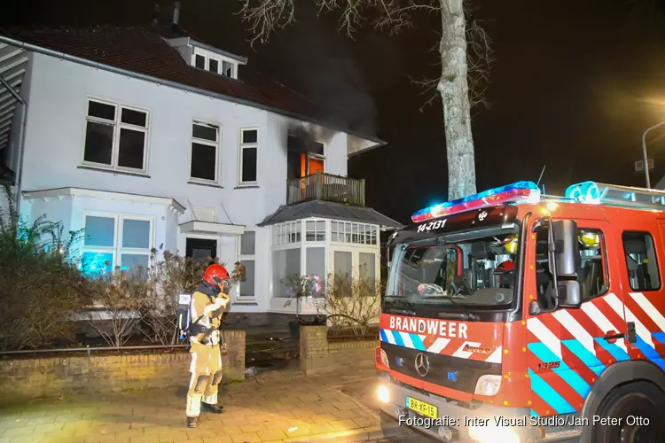 Gewonde bij woningbrand in Hilversum