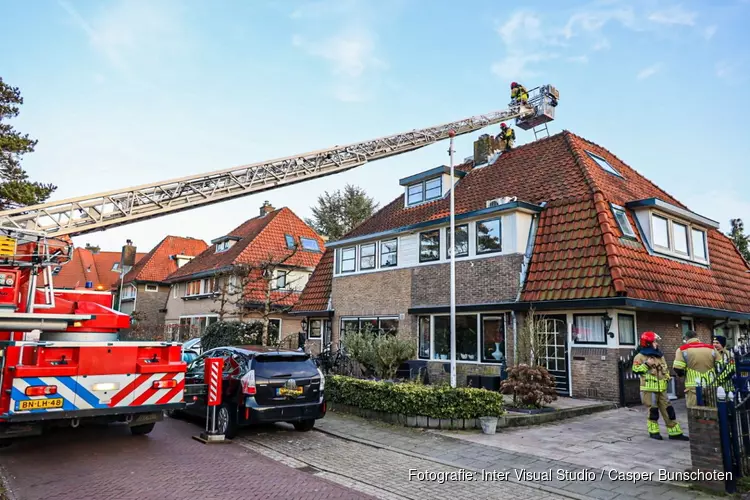 Schoorsteenbrand in Bussum snel onder controle