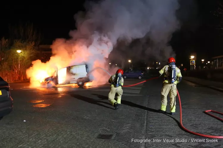 Auto in brand die twee dagen eerder verdachte stoffen aan boord had