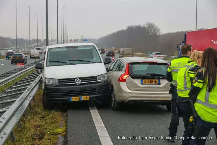 Aanrijding op A1 bij Naarden