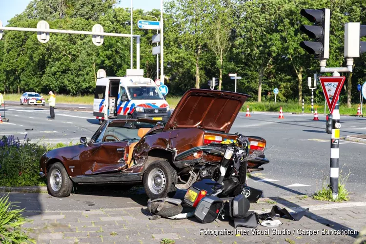 Zwaargewonde bij ernstig ongeval in Weesp