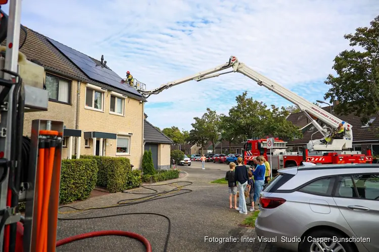 Brandje door zonnepanelen-kast in Huizen