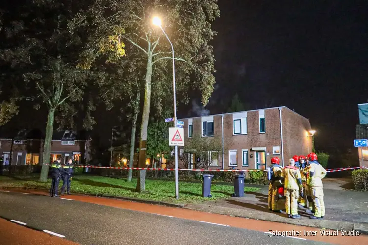 Explosie bij woning in Huizen