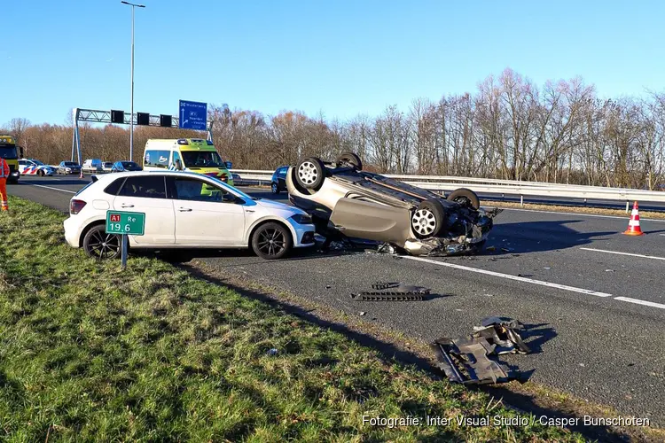 Vier auto's betrokken bij ongeluk A1 t.h.v Naarden