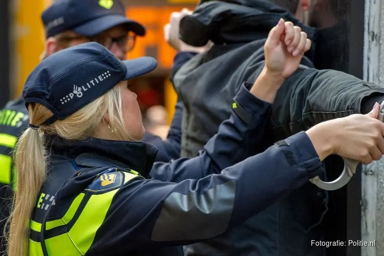 Drie verdachten aangehouden na explosie in Hilversum