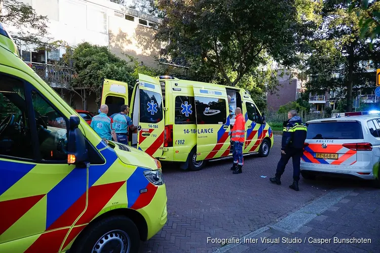 Meisje gewond aangetroffen in Huizen