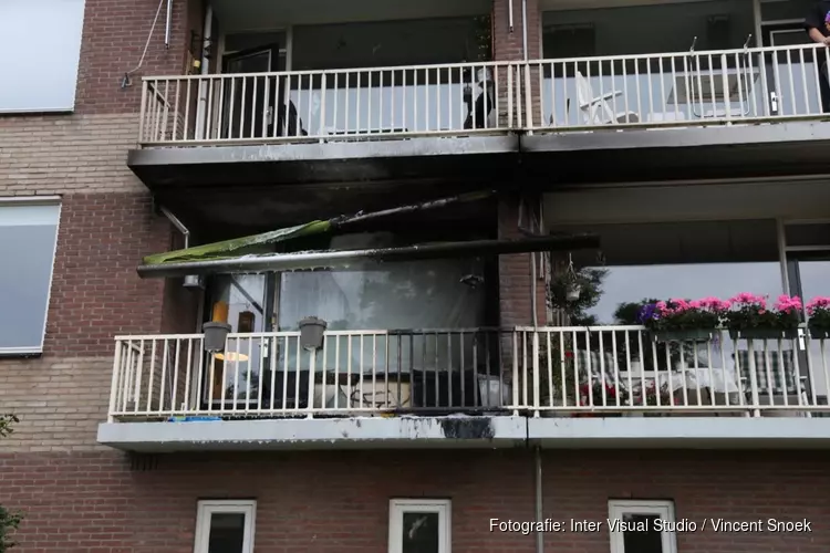 Brand op balkon flat Hilversum