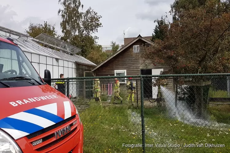 Brand in leegstaand schoolgebouw in Naarden