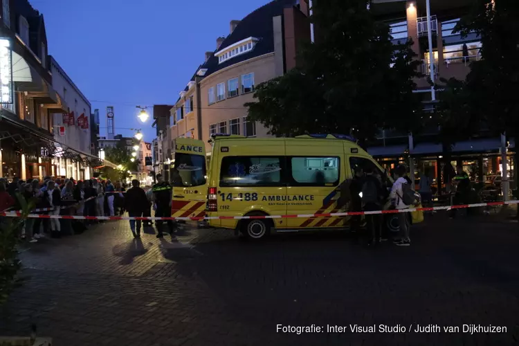 Scooterrijdster gewond na ongeval in Hilversum