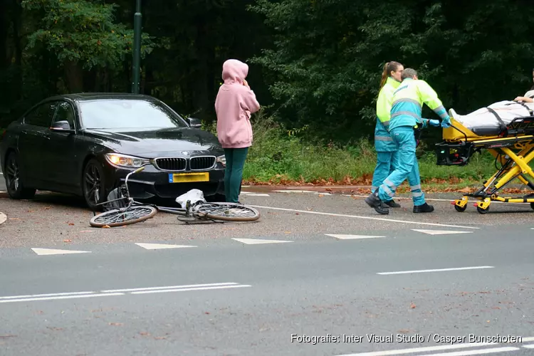 Fietser aangereden bij oversteekplaats