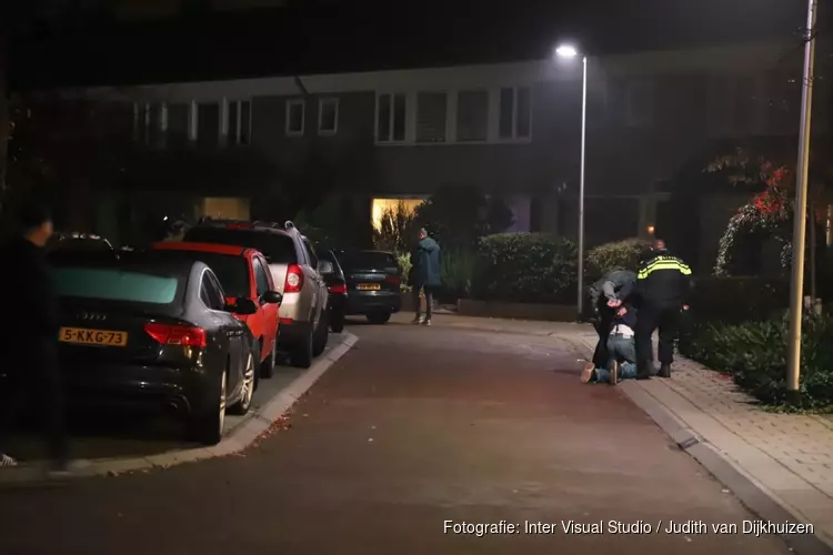 Man uit woning gehaald na inzet DSI in Bussum