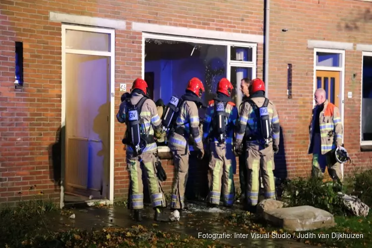 Muidense woning onbewoonbaar na brand