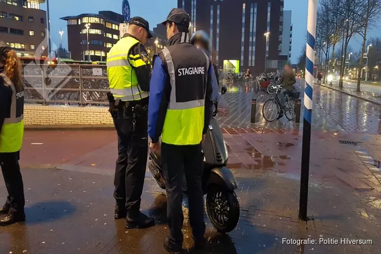 Eén boete per minuut bij controle door politiestudenten in Hilversum