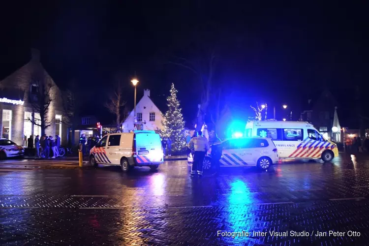 Vechtpartij bij café in Laren: politie wordt belaagd en lost schoten