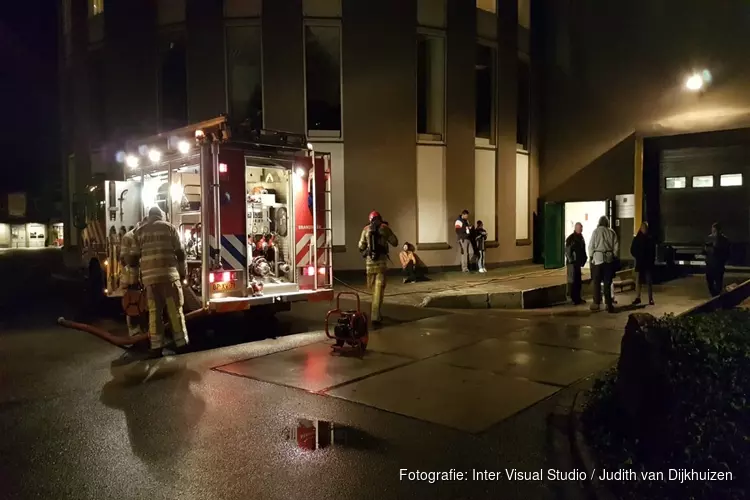 Brand bij groothandel in Bussum lastig te blussen