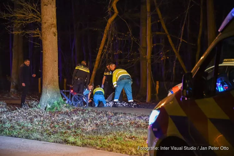 Zwaargewonde bij ernstig ongeval op Hilversums fietspad