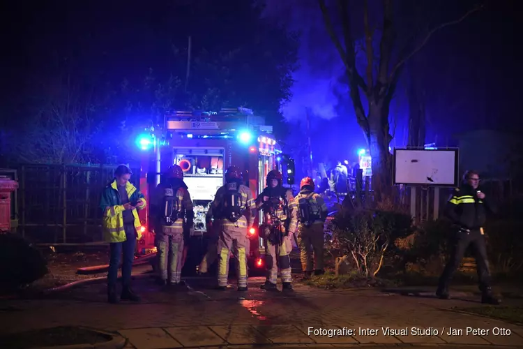 Uitslaande brand in stacaravan Loosdrecht