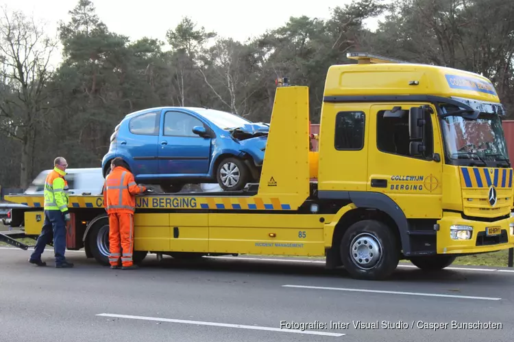 Automobilist gewond geraakt op A27