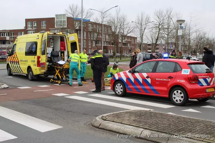 Fietsster op bakfiets aangereden in Huizen