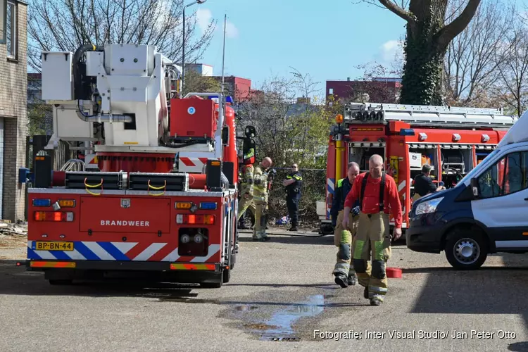 Bewoners nagekeken na brand in Weesp