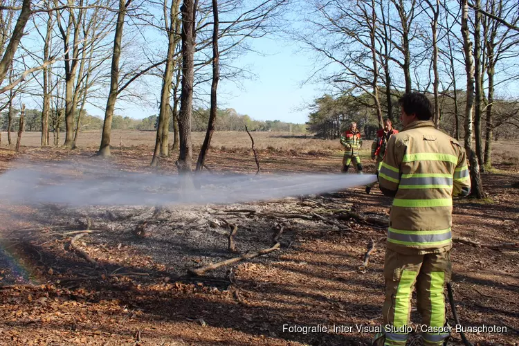 Brandje in bos bij Huizen