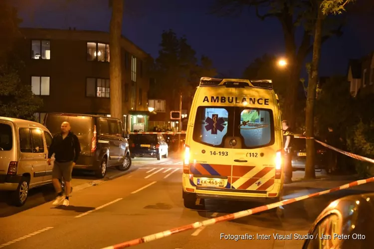 Vrouw neergestoken in Hilversum: daders op de vlucht