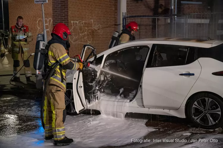 Elektrische auto uitgebrand in Hilversum