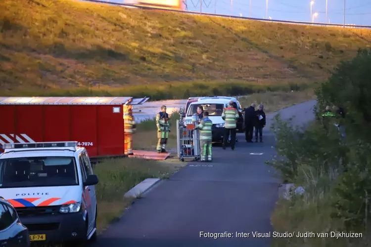 Grote zoekactie van politie in bos bij Muiden