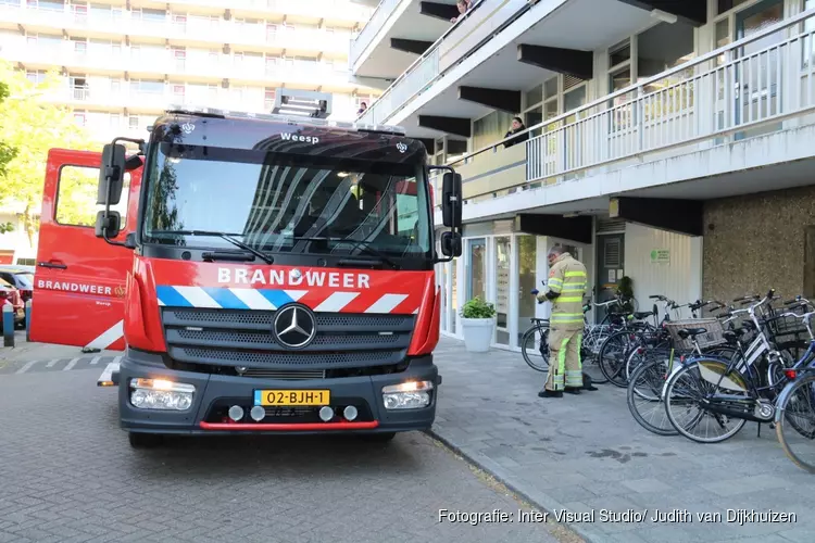 Keukenbrand in Weesp snel onder controle