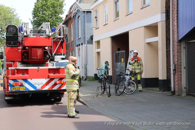 Brand op dak van moskee